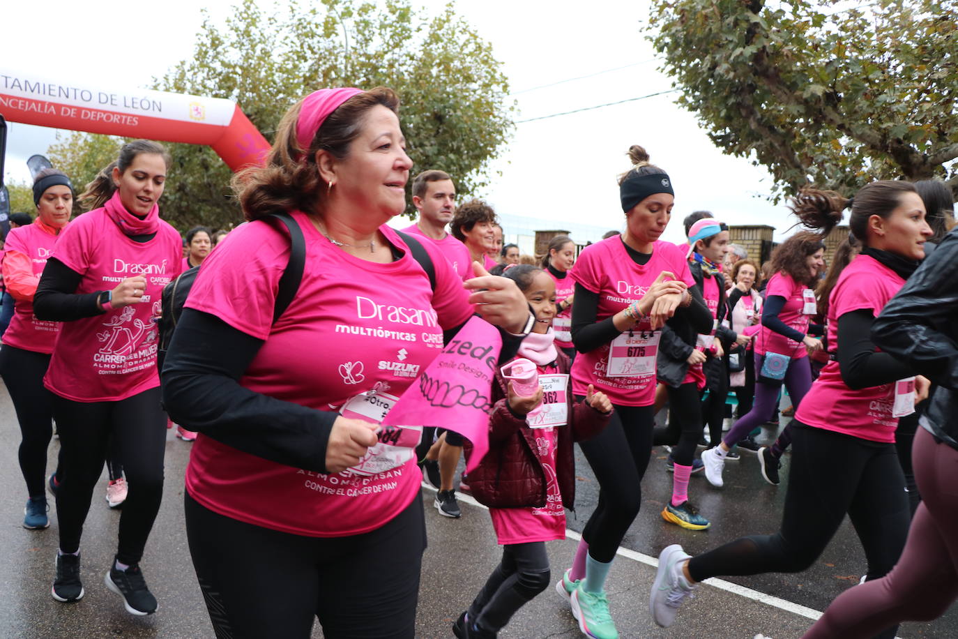 ¿Estuviste en la Carrera de la Mujer de León? Búscate