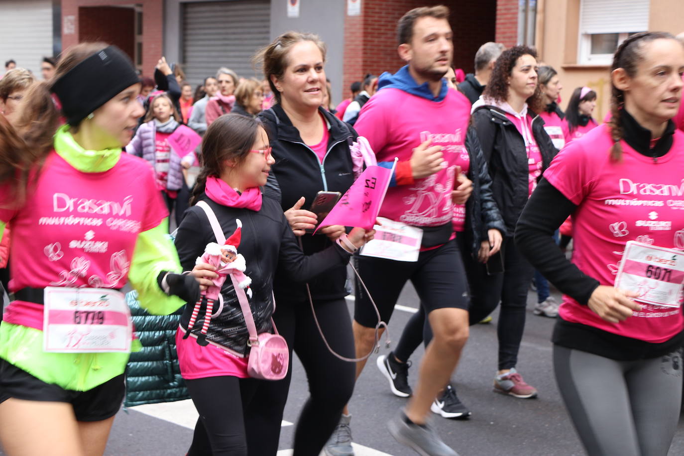 ¿Estuviste en la Carrera de la Mujer de León? Búscate