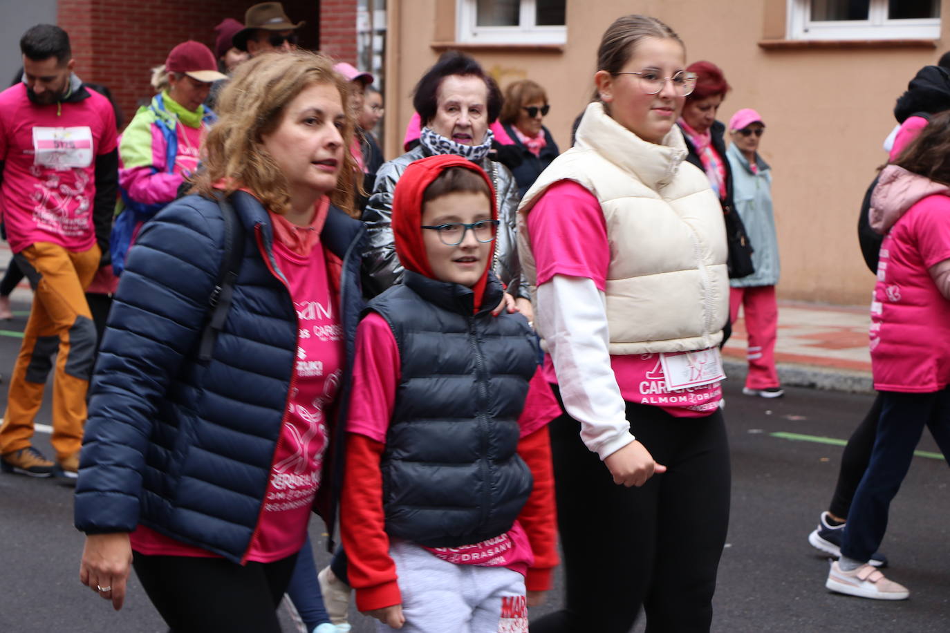 ¿Estuviste en la Carrera de la Mujer de León? Búscate