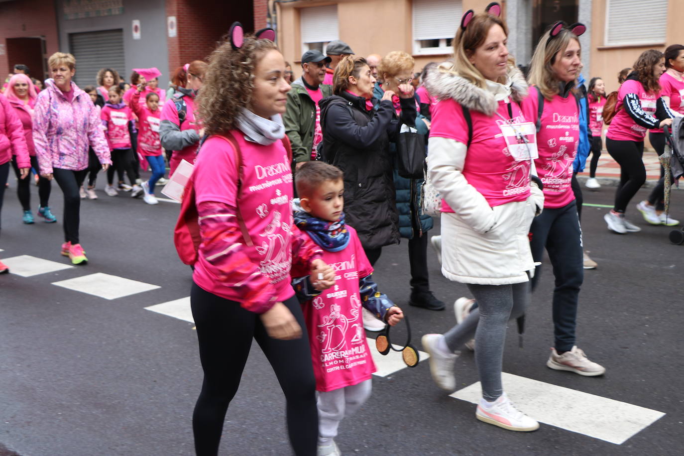¿Estuviste en la Carrera de la Mujer de León? Búscate