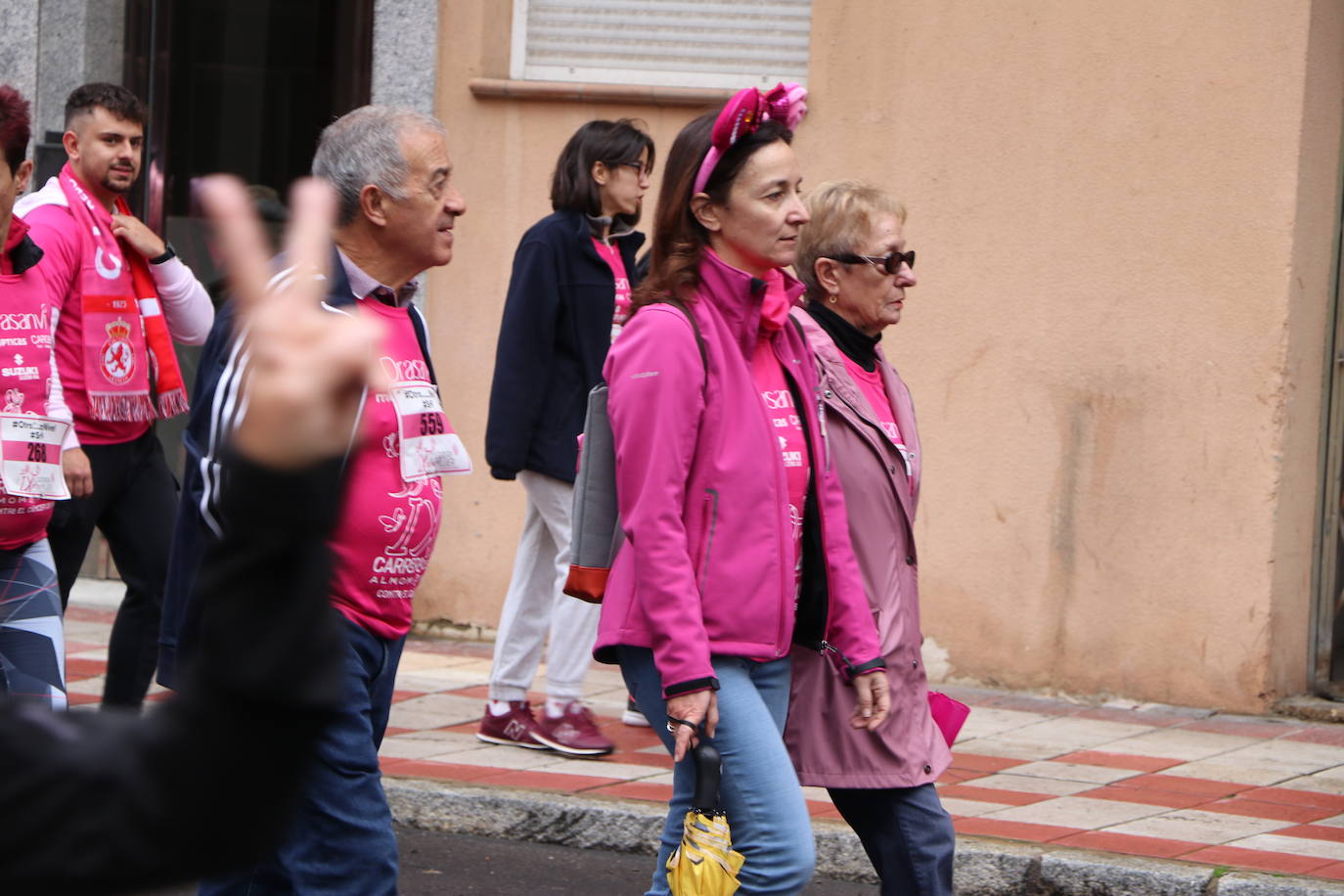¿Estuviste en la Carrera de la Mujer de León? Búscate
