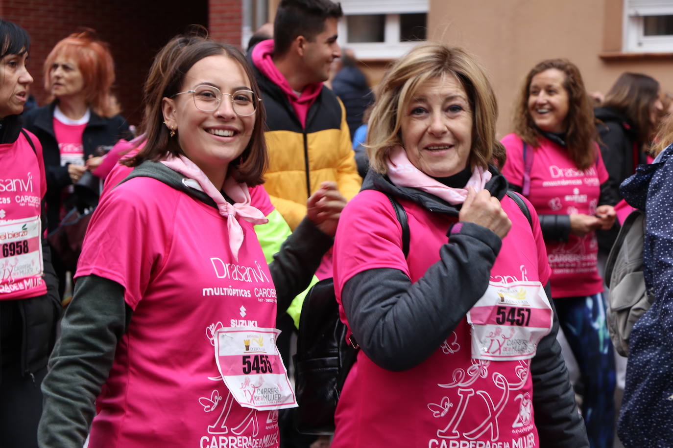 ¿Estuviste en la Carrera de la Mujer de León? Búscate