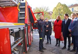 La Diputación y la Junta de Castilla y León presentan dos nuevos vehículos, un camión-escalera y una autobomba, para prestar apoyo a los cuatro parques que están ya en funcionamiento en la provincia y que suman 231 acutaciones en lo que va de año