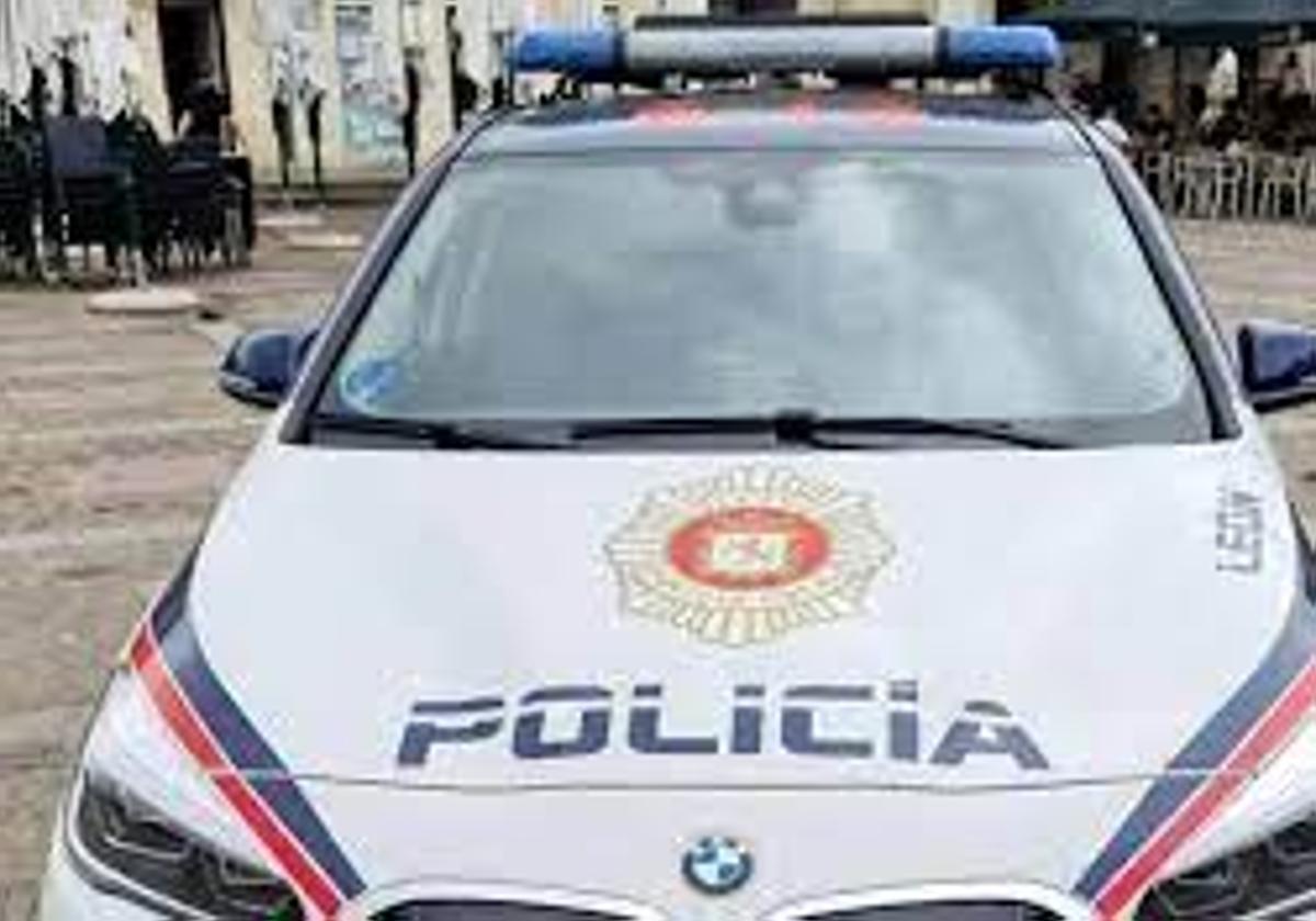 Imagen de archivo de un vehículo de la Policía Local de León.