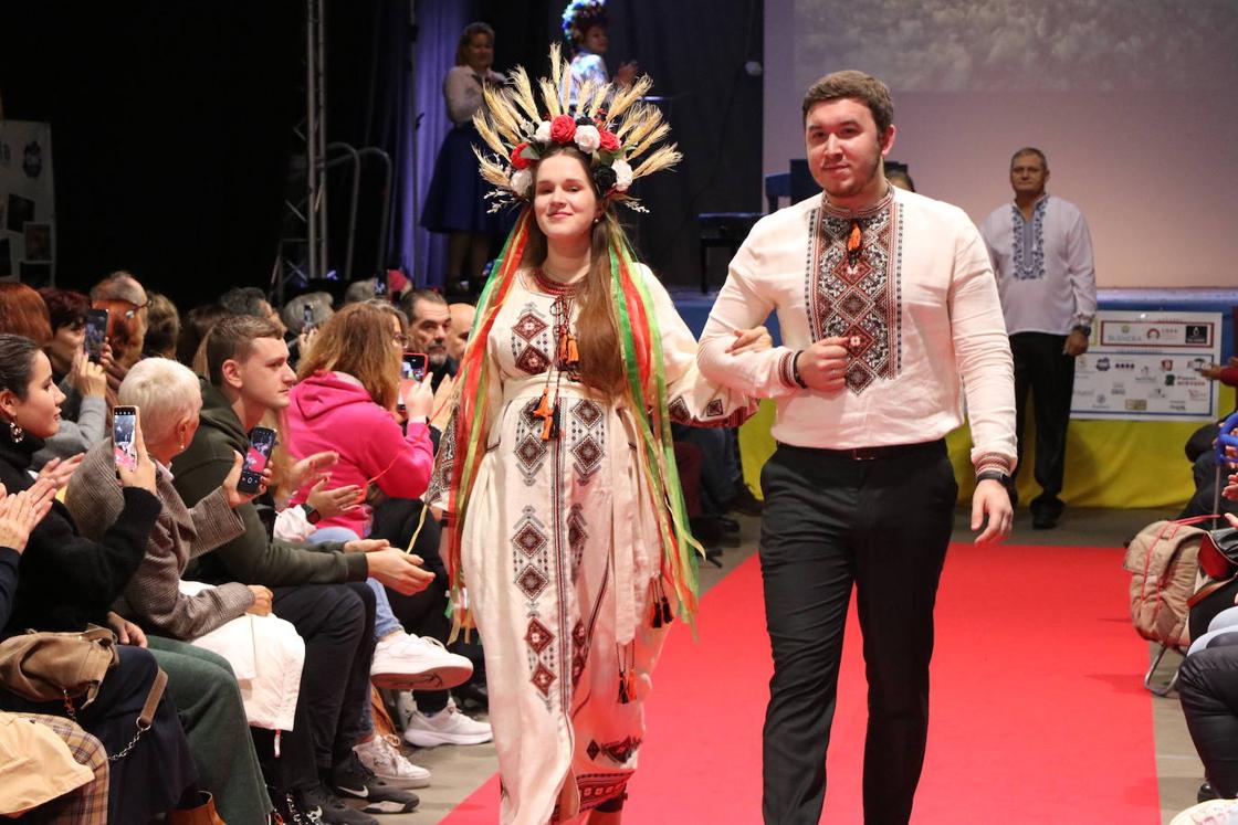 I Desfile de moda ucraniana en León