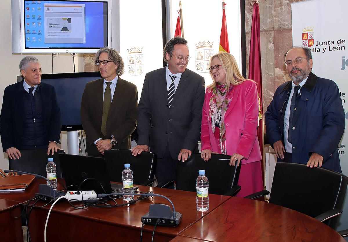 La Junta aboga en León por mejorar la protección de los menores ante las nuevas tecnologías