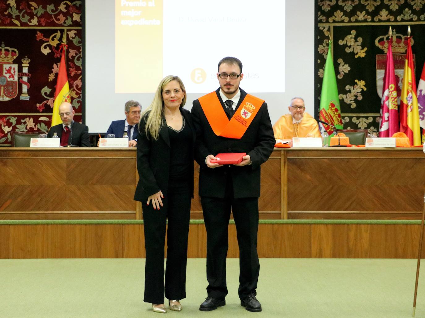 Graduación de Económicas