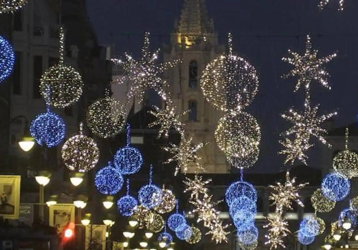 Luces de Navidad en León.