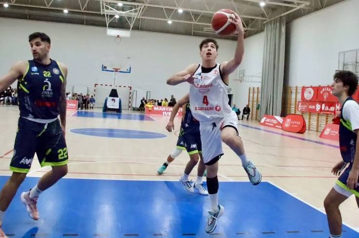 La Cultural de baloncesto en su triunfo contra el Óbila la jornada anterior.