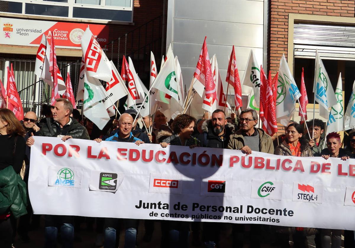 Concentración el pasado jueves de la Junta de Personal Docente.