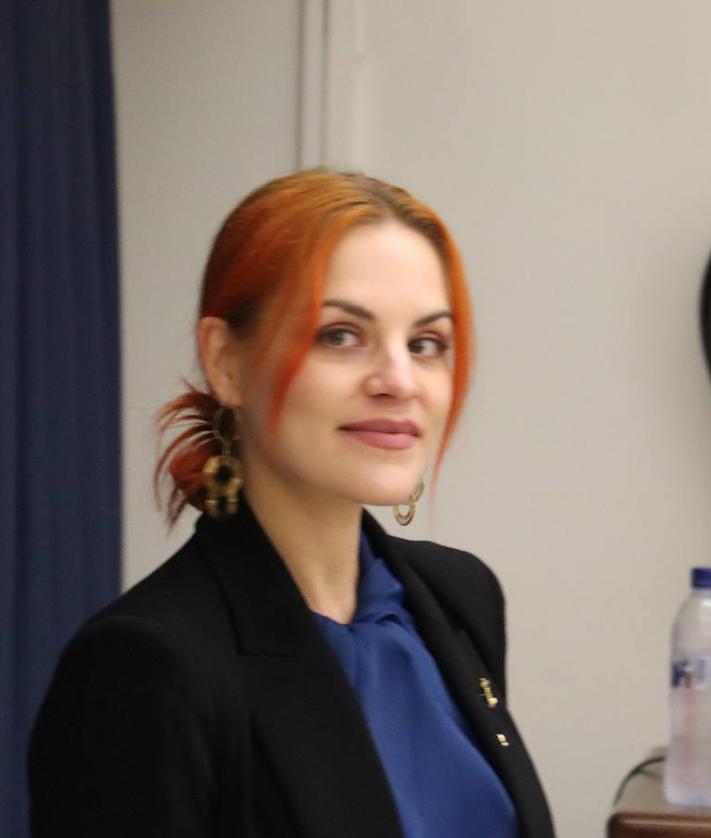 Imagen secundaria 2 - Sara García imparte una conferencia en la ULE.