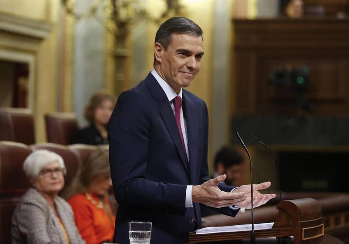 Pedro Sánchez en la tribuna del Congreso.