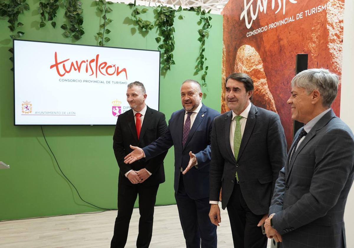 Presentación de Turisleón en Intur.