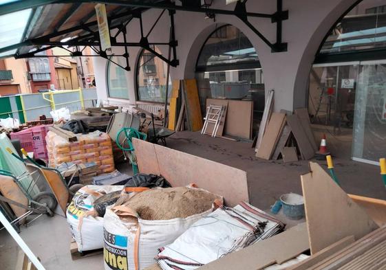 Situación de los materiales de la obra del Mercado del Conde Luna.