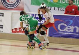 Un lance del partido entre Bembibre y Cerdanyola.