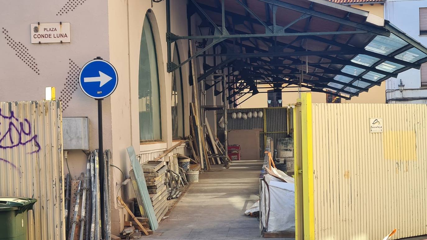 Obras en el mercado del Conde