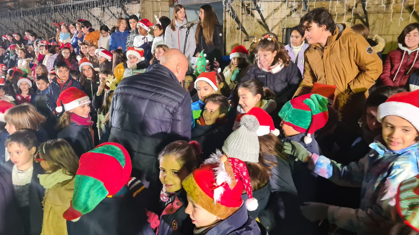 Inaugurado el alumbrado navideño de León