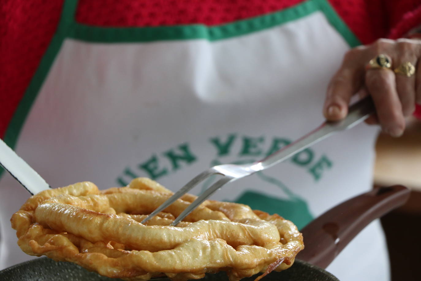 Así se cocina un fisuelo lacianiego