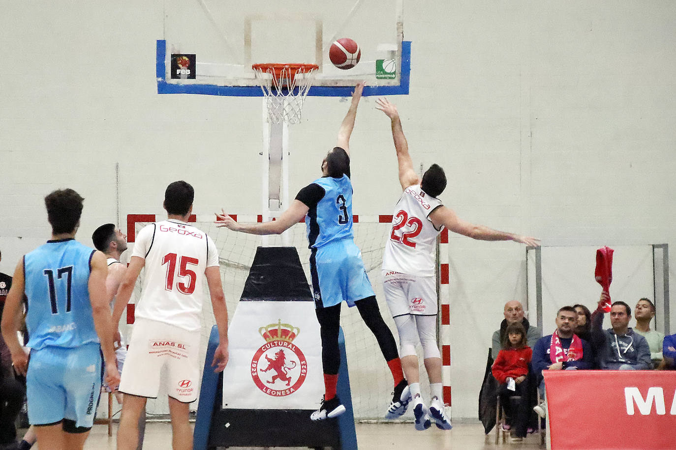 Las mejores imágenes del triunfo de la Cultural ante el Estudiantes Lugo