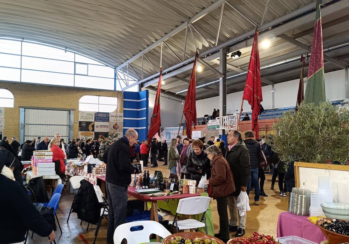 Imagen principal - Feria agroalimentaria de Sariegos