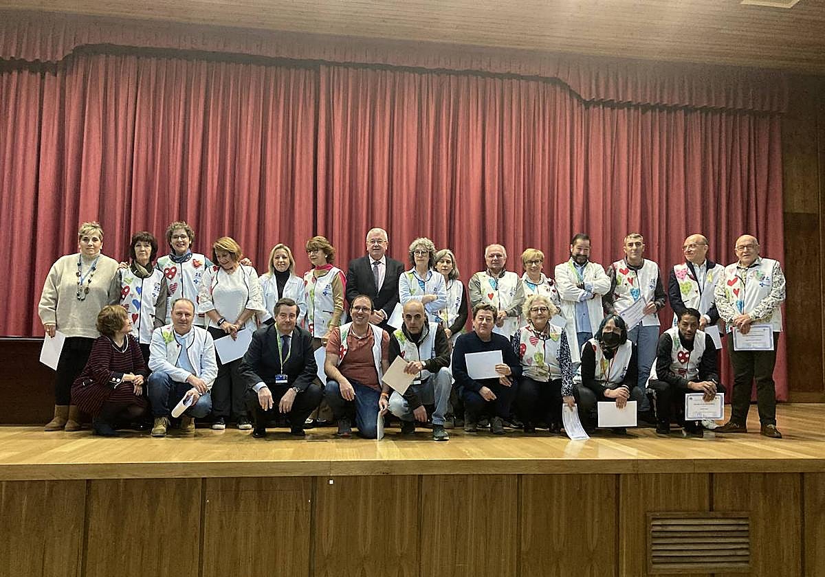 El Hospital de León reconoce el «compromiso humano» y el «regalo» de sus voluntarios