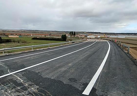 Estado de la carretera N120 tras su reapertura.
