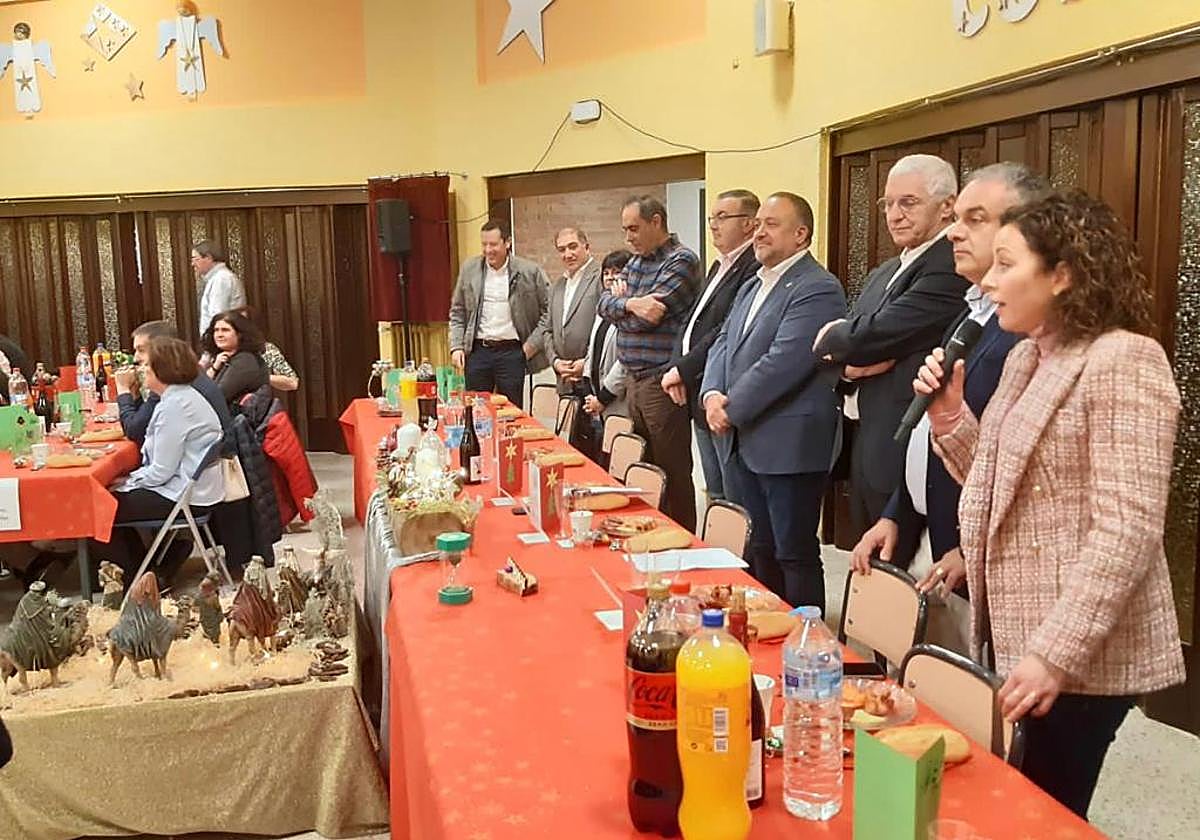 Visita del presidente de la Diputación de León, Gerardo Álvarez Courel, al centro ocupacional Cosamai, en Astorga: