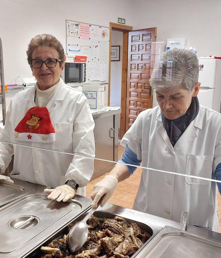 Imagen secundaria 2 - Compartir la Navidad en el comedor social