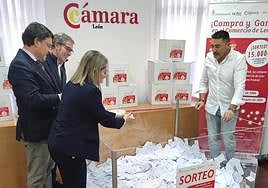 El sorteo se realizó ante notario.