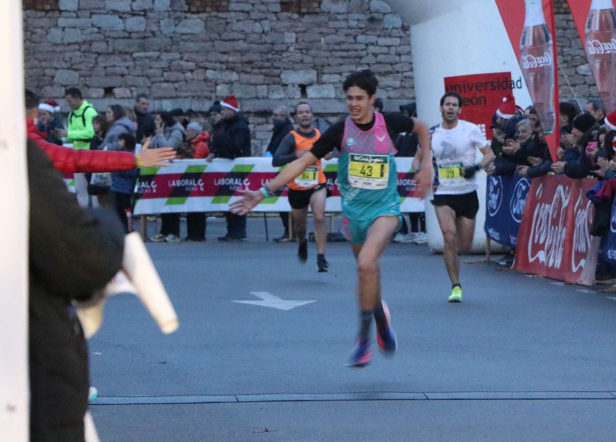 Entrada en meta de los participantes