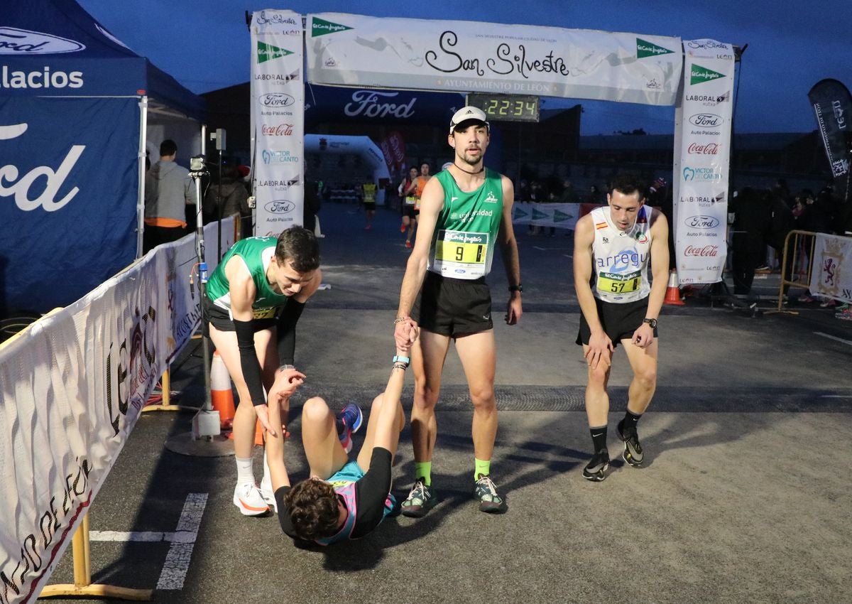 Entrada en meta de los participantes