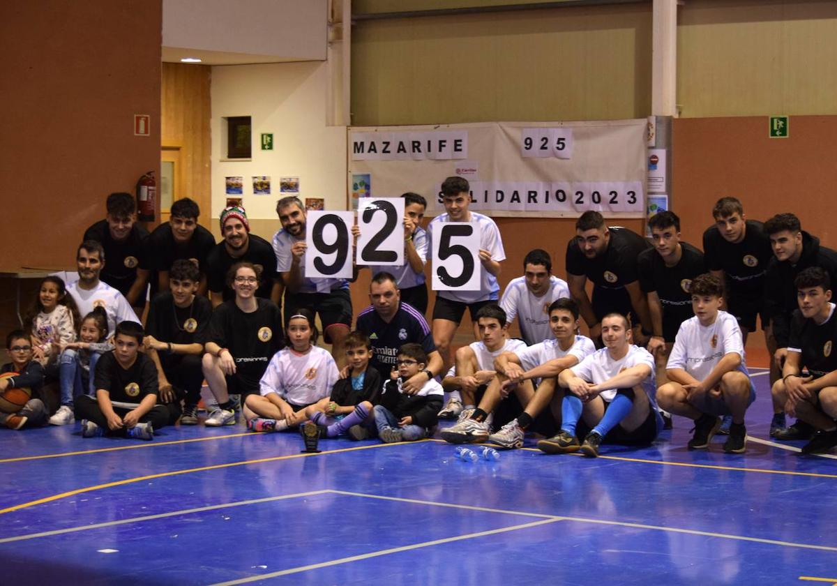 Mazarife Solidario recauda 900 kilos de alimentos para Cáritas