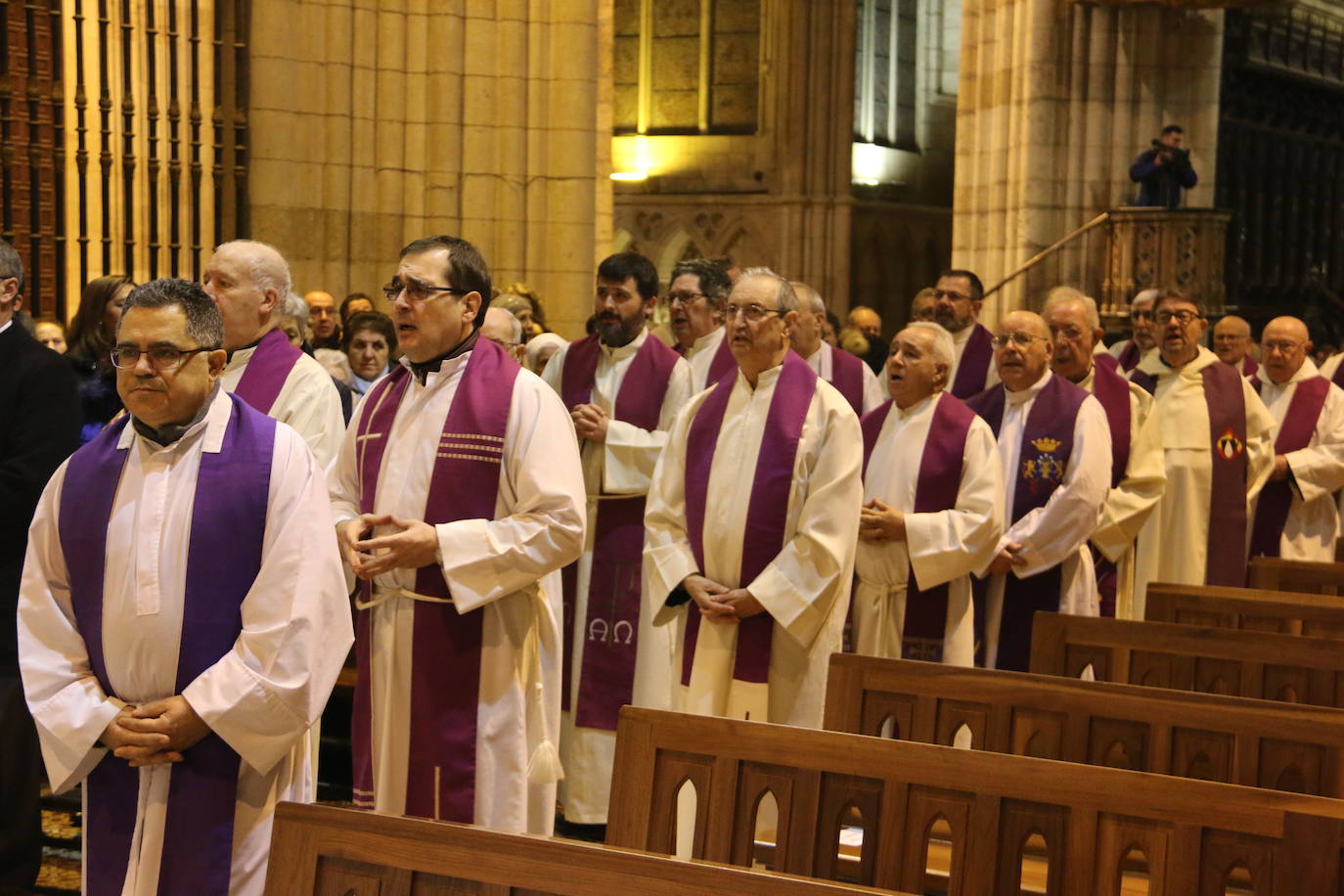 Fotos: Misa-funeral en León por el papa emérito Benedicto XVI