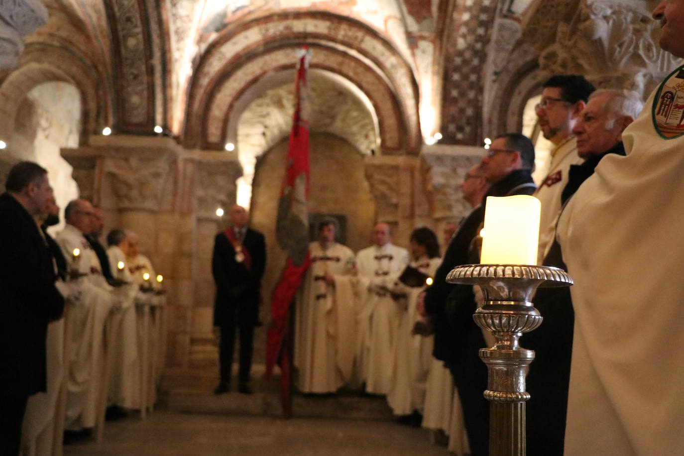 Cuarto Turno de Vela en honor a los reyes de León