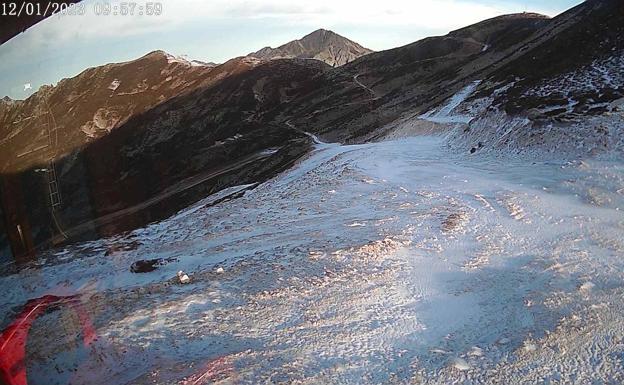 Vista de la pista de Riopinos en cota de 1.950 metros.