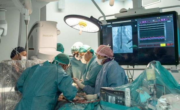 La lista de espera alcanza los 124 días en el Hospital de León y se eleva a 156 en el de El Bierzo