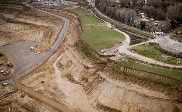 Imagen de la mina de Lützerath, con licencia del gobierno alemán para ampliar su producción de carbón pese a la oposición de los grupos ecologistas. Alemania prima la emergencia energética para respaldar el consumo de carbón hasta 2023. 