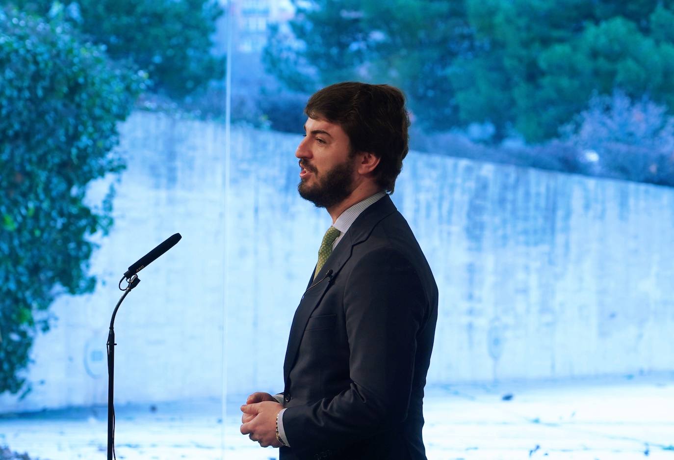 El vicepresidente de la Junta de Castilla y León Juan García-Gallardo comparece ante los medios