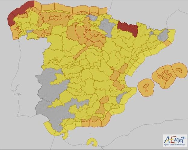 Mapa de alertas de Aemet, con León en alerta amarilla y naranja a lo largo de toda la provincia. 