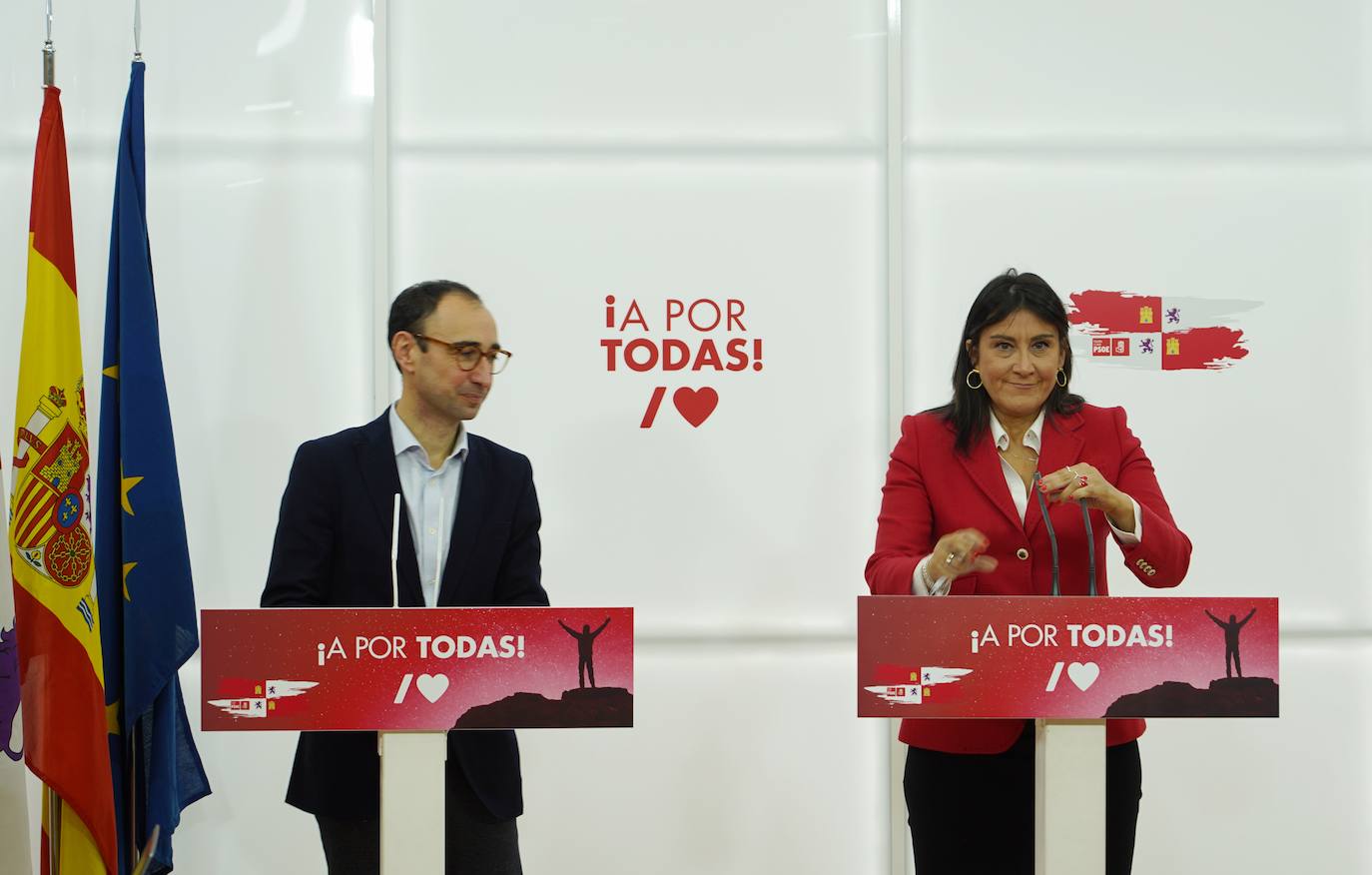 La secretaria de Organización del PSCyL, Ana Sánchez, y el portavoz de Interior del Grupo Socialista en el Congreso de los Diputados, David Serrada, analizan cuestiones de actualidad política en Castilla y León.