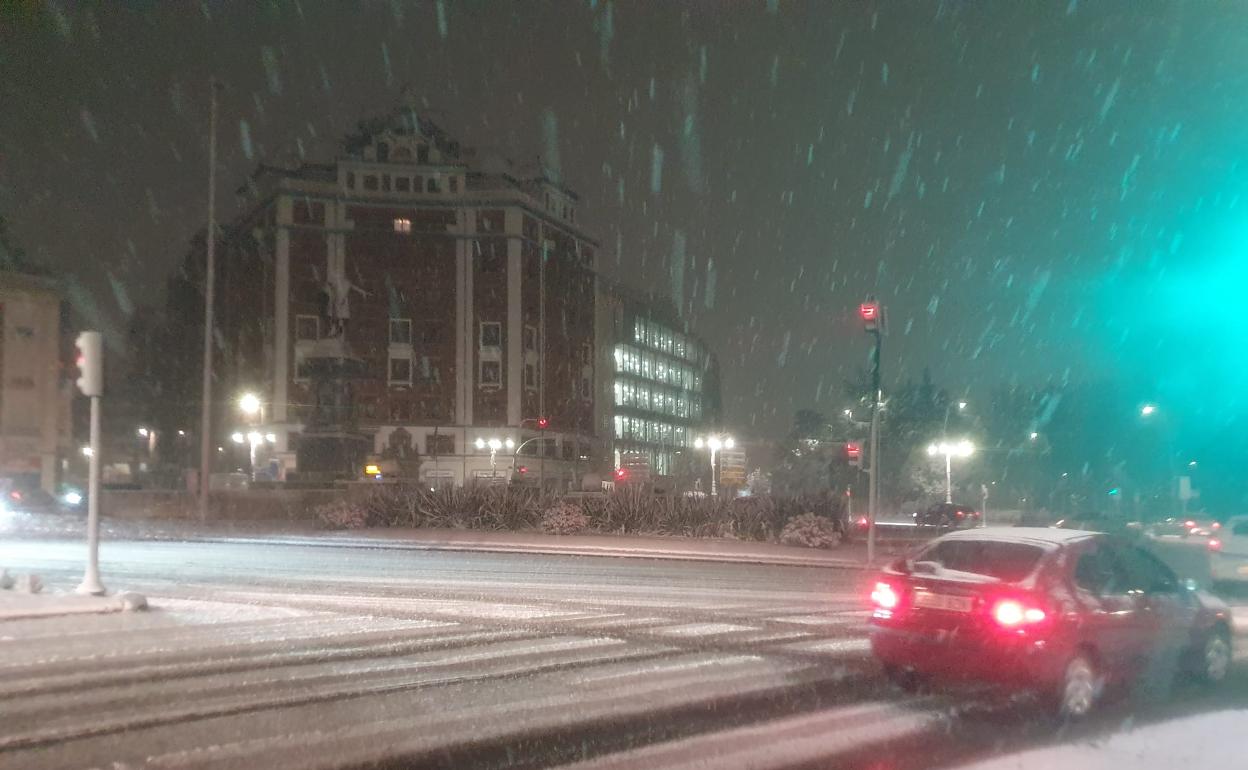 Imágenes de la nieve durante esta madrugada.