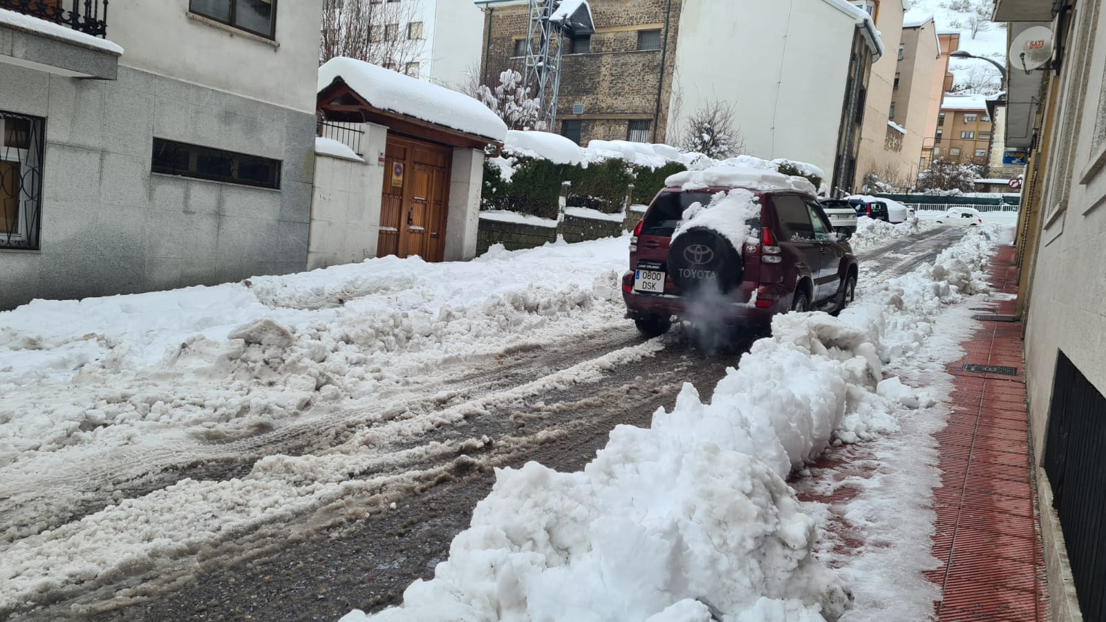 El municipio lacianiego sufre el azote de Fien y recuerda una de las mayores nevadas de los últimos años.