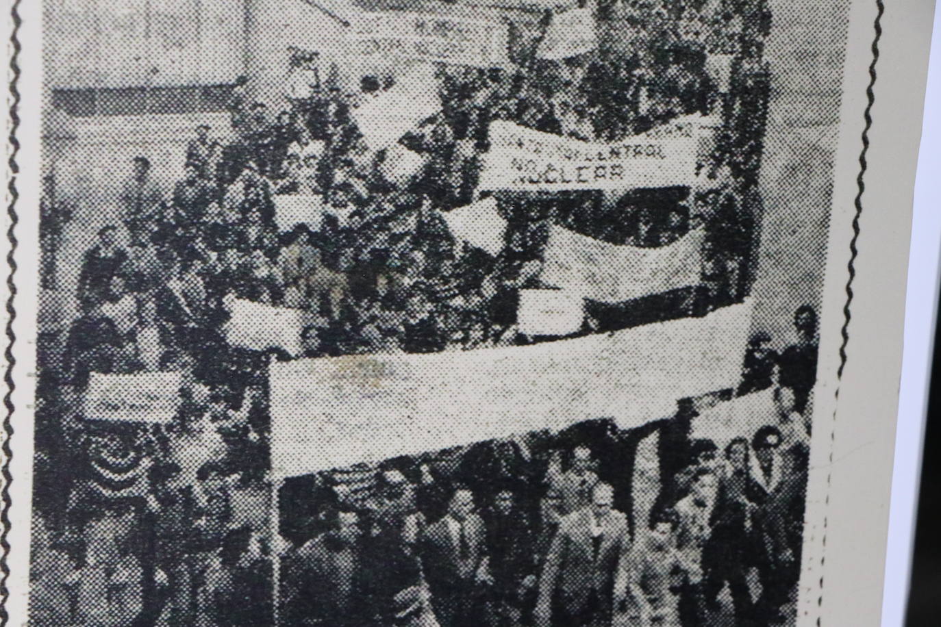 El documental ' Coyanza 1975. Democracia nuclear' repasa la movilización popular que unió al pueblo de Valencia de Don Juan en 1975 en contra del proyecto del ´regimen franquista de crear una central en el municipio | Una exposición itinerante y un banco audiovisual de memoria histórica agrandarán el proyecto que busca preservar el recuerdo de un momento histórico en España.