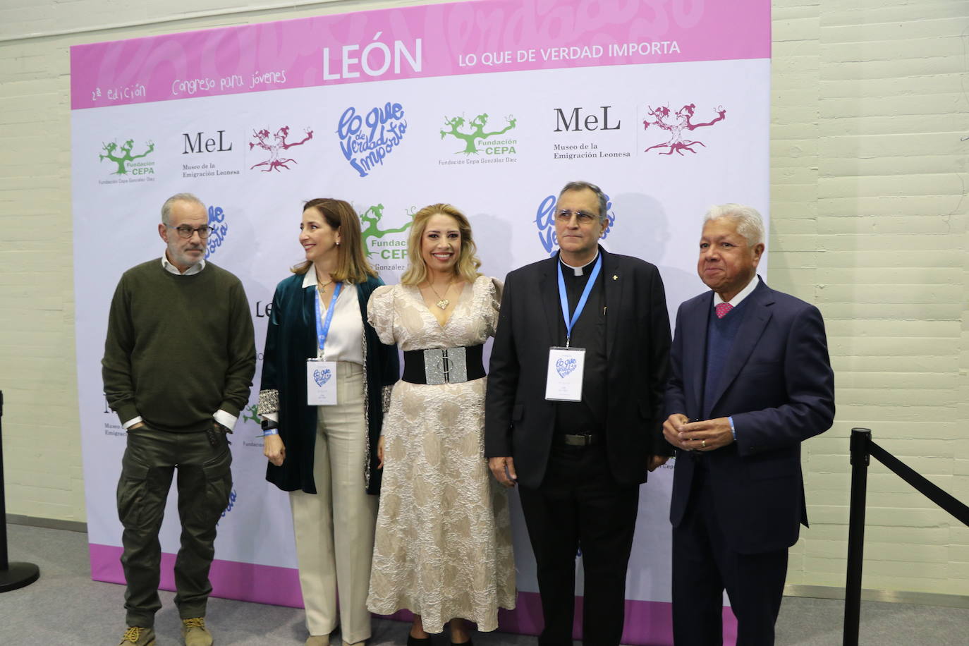 El exfutbolista Julio Alberto Moreno, el sacerdote Ignacio Doñoro y la escritora Adriana Macías han sido los protagonistas de este encuentro que ha regresado de nuevo de la mano de la Fundación CEPA y el Museo de la Emigración Leonesa