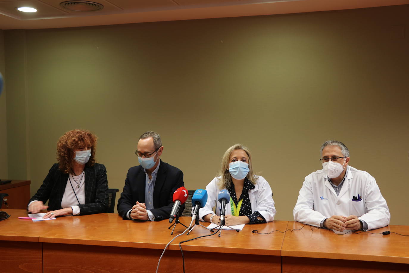 Las nuevas salas de repiro para familiares en la planta de Hematología del Hospital de León.