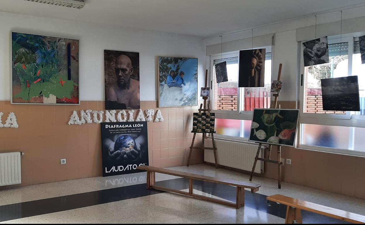 La exposición llega ahora al colegio La Anunciata, después de haber itinerado por otros centros educativos como Los Agustinos, Maristas San José y el CEIP Villa Romana.