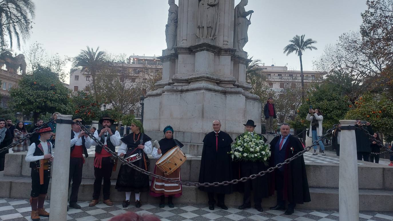 La Diputación aprovecha los actos en la capital hispalense para dar a conocer la amplia y variada oferta turística de León