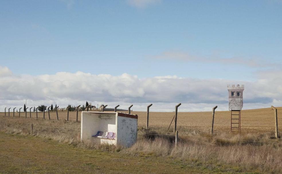 Imagen de uno de los campos de fútbol que saldrán en el documental de los leoneses. 