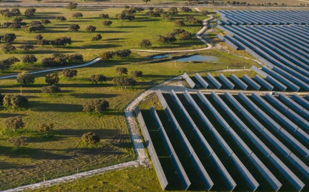 Planta Talayuela Solar, en Extremadura, construida por Statkraft y distinguida con el Sello de Excelencia en Sostenibilidad de UNEF.