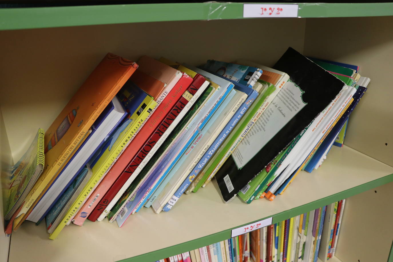 El 'Club del libro libre' del colegio Antonio González de Lama.